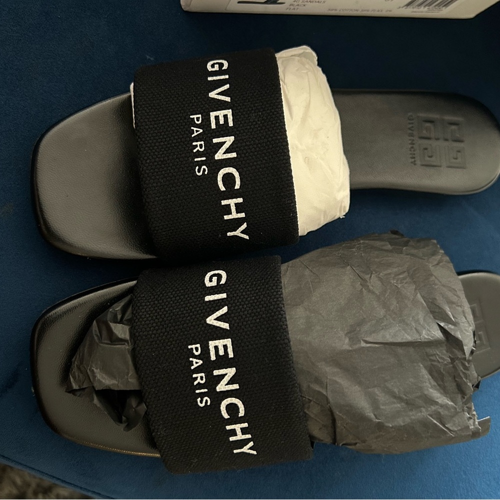 Givenchy slides brand new
